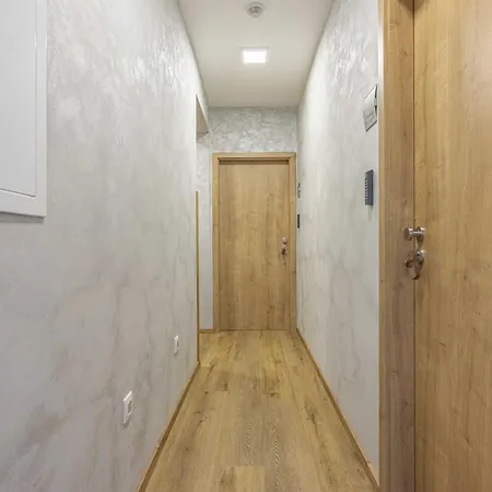 בית הארחה Casa Perla 3*