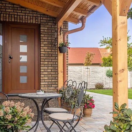 Casa Perla בית הארחה